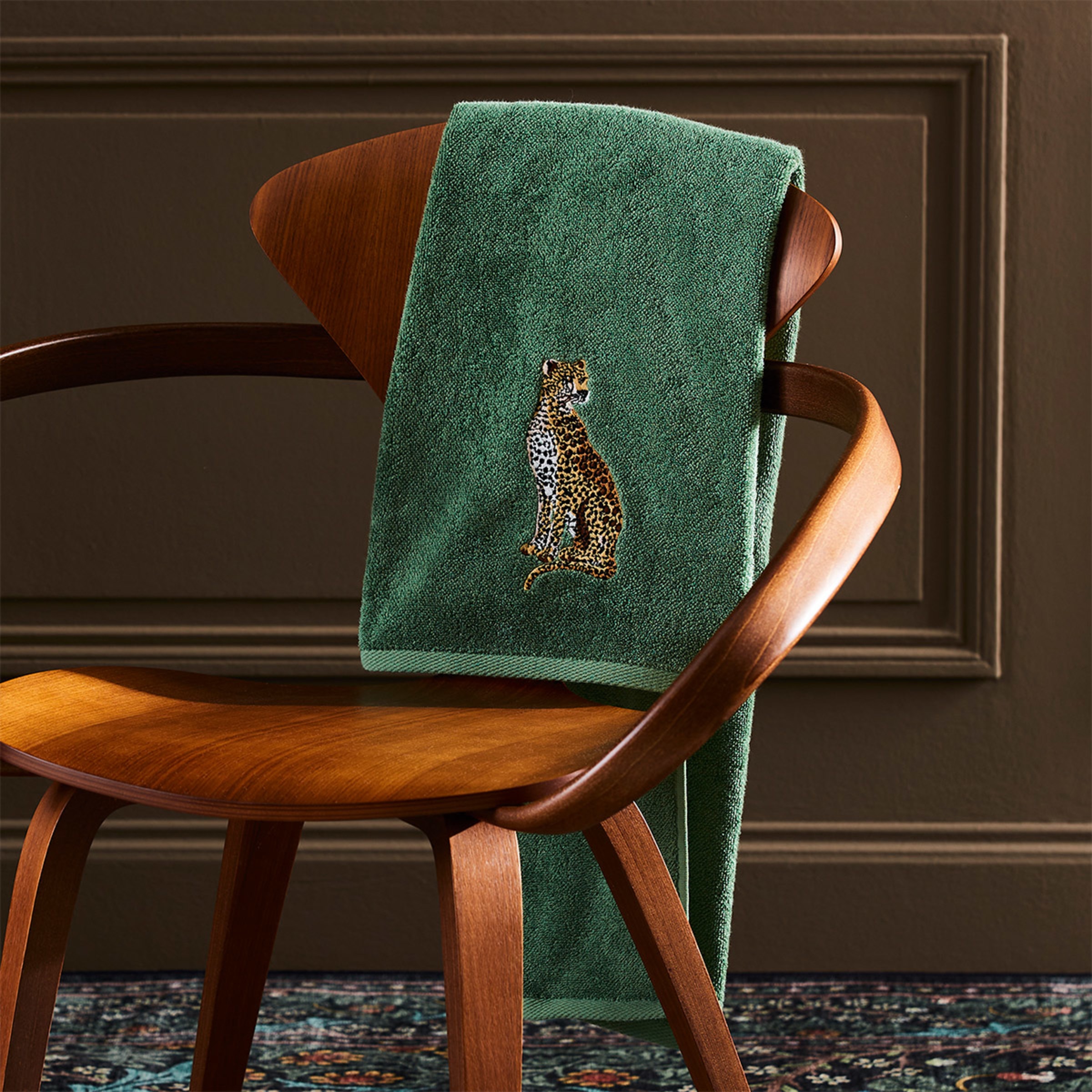 Toalha de Banho de Algodão Orgânico e Modal 850 g/m2 Contes Verde-1