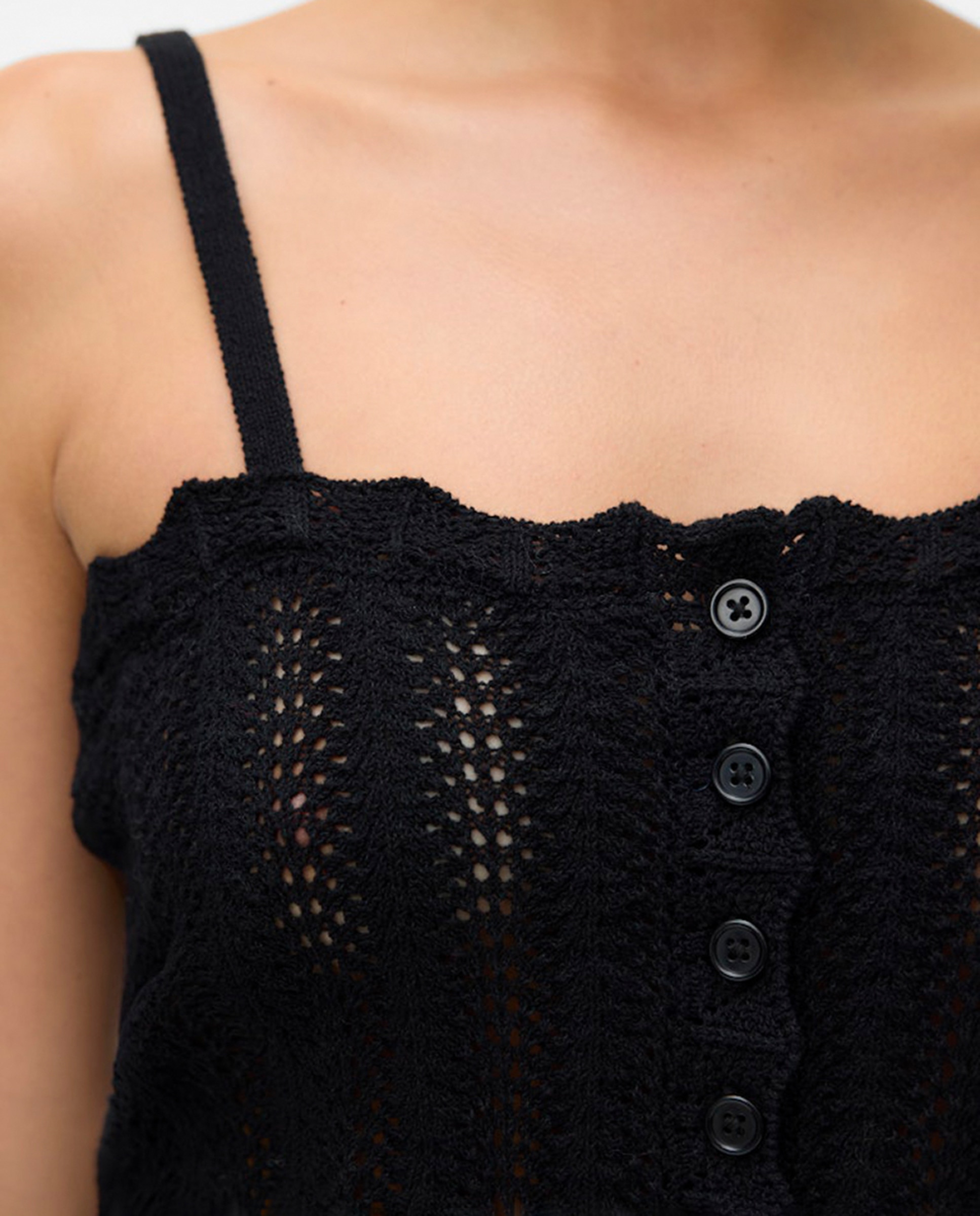 Top de Crochet com Botões Preto-4