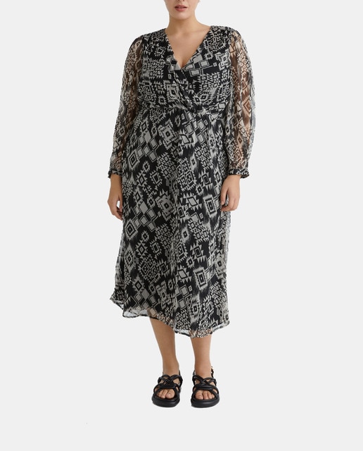 Imagen 0 de Vestido largo estampado de mujer de talla grande