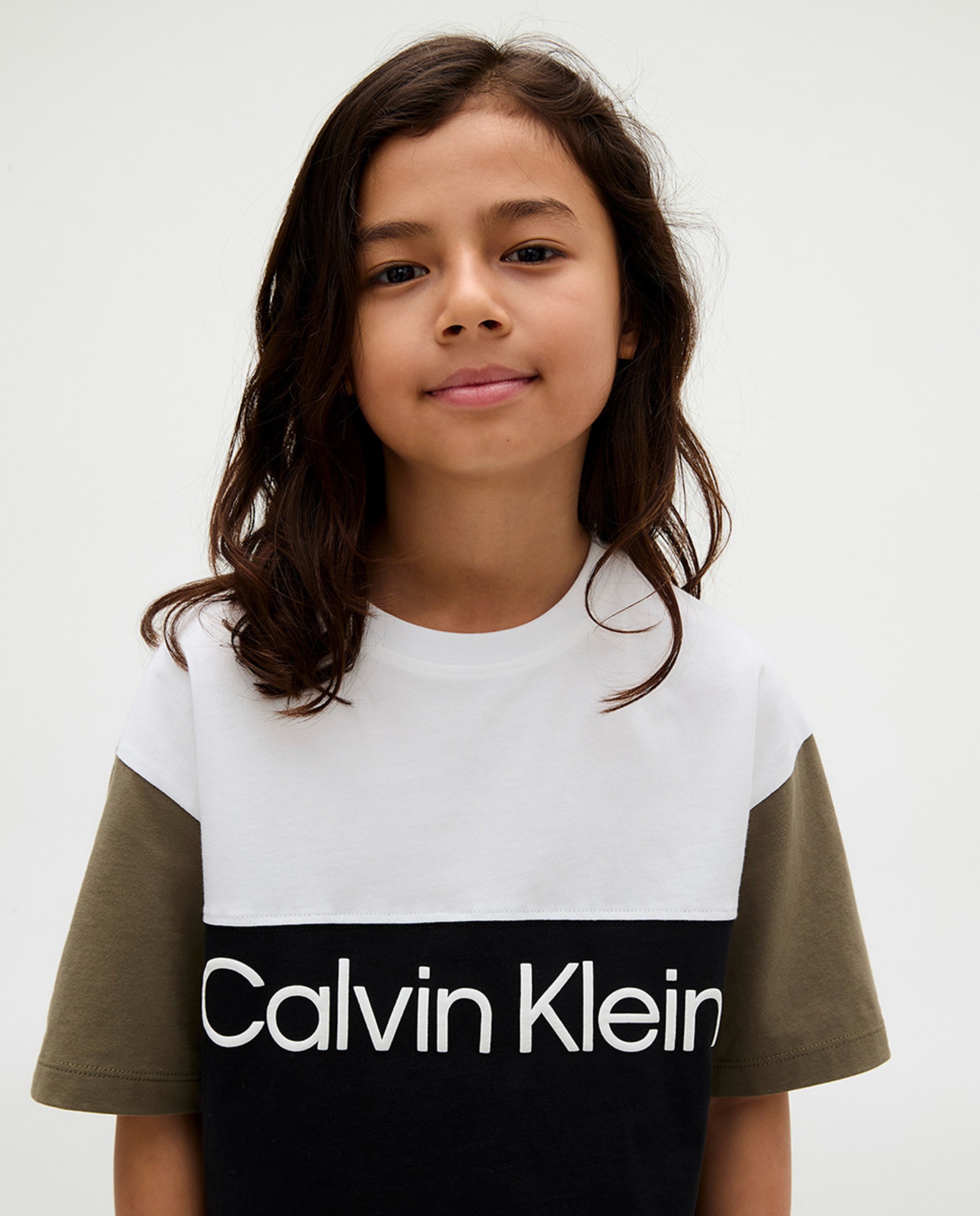 T-shirt Color Block com Logótipo Preto-1