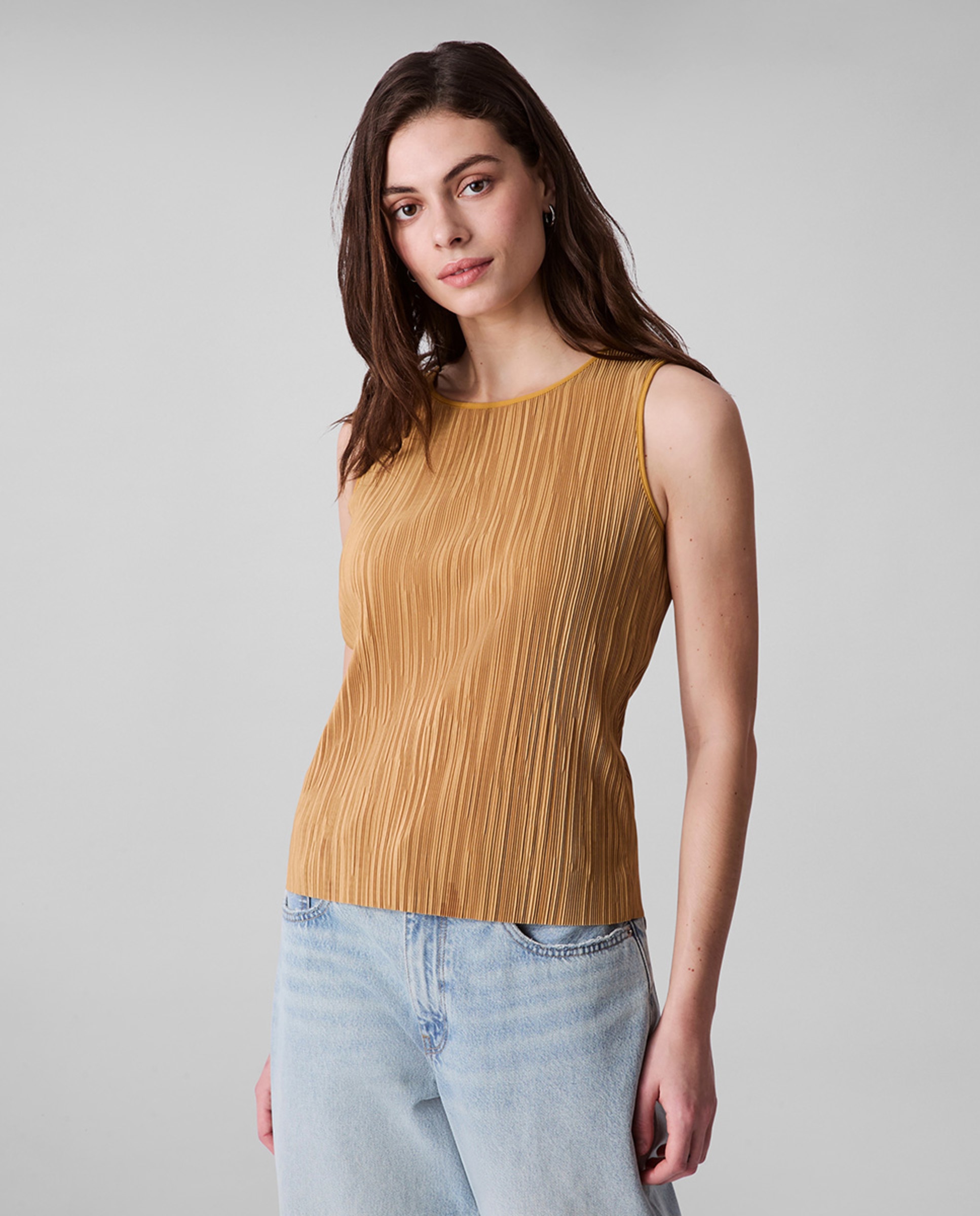 Blusa plissada sem mangas Mostarda-1