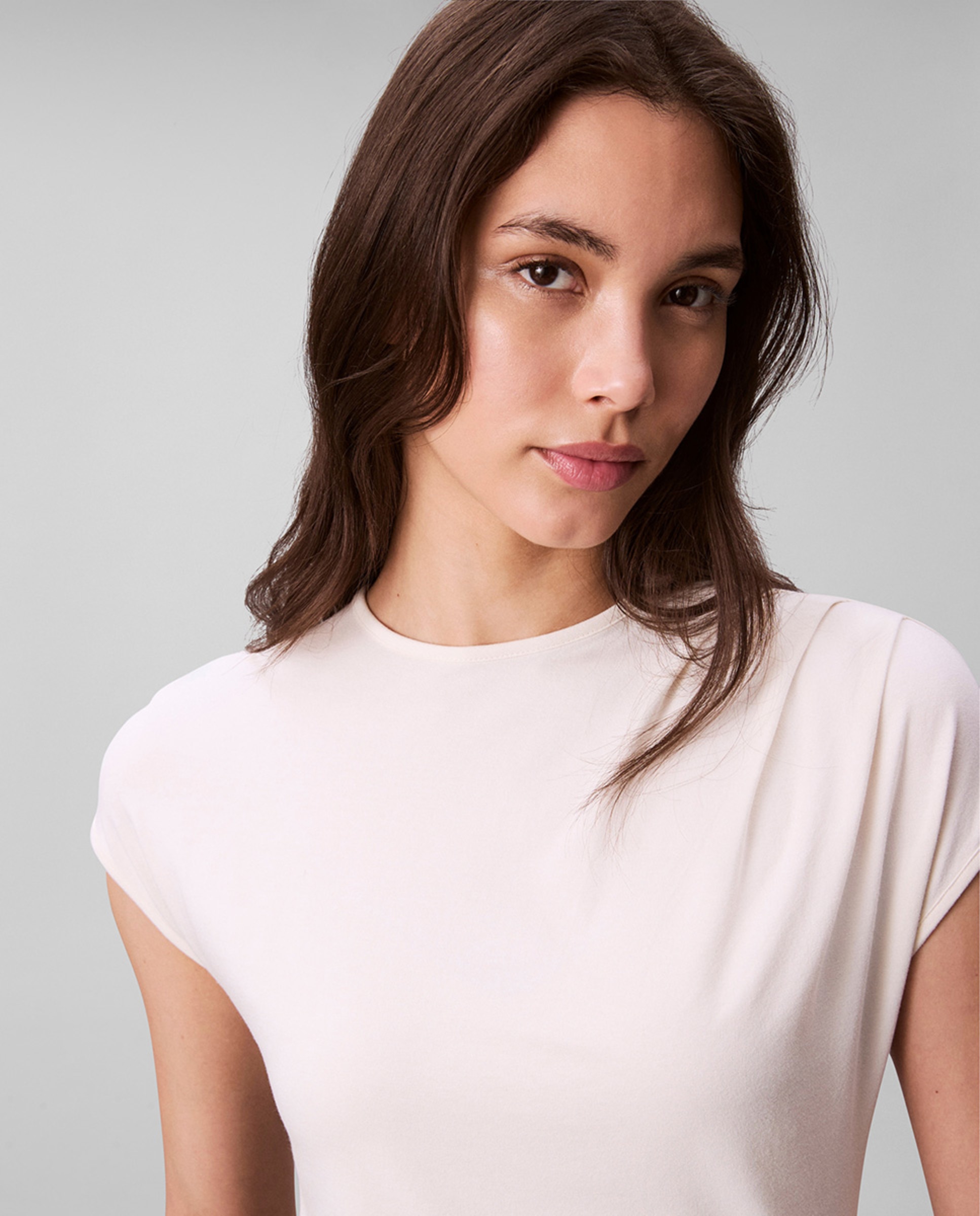 Top de mulher com manga curta Creme-4