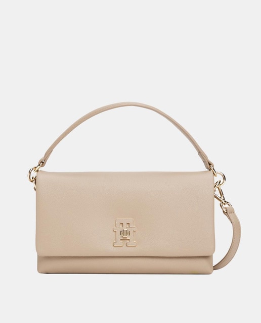 Imagen 0 de Bolso estilo crossover de mujer en color taupe de Tommy Hilfiger.