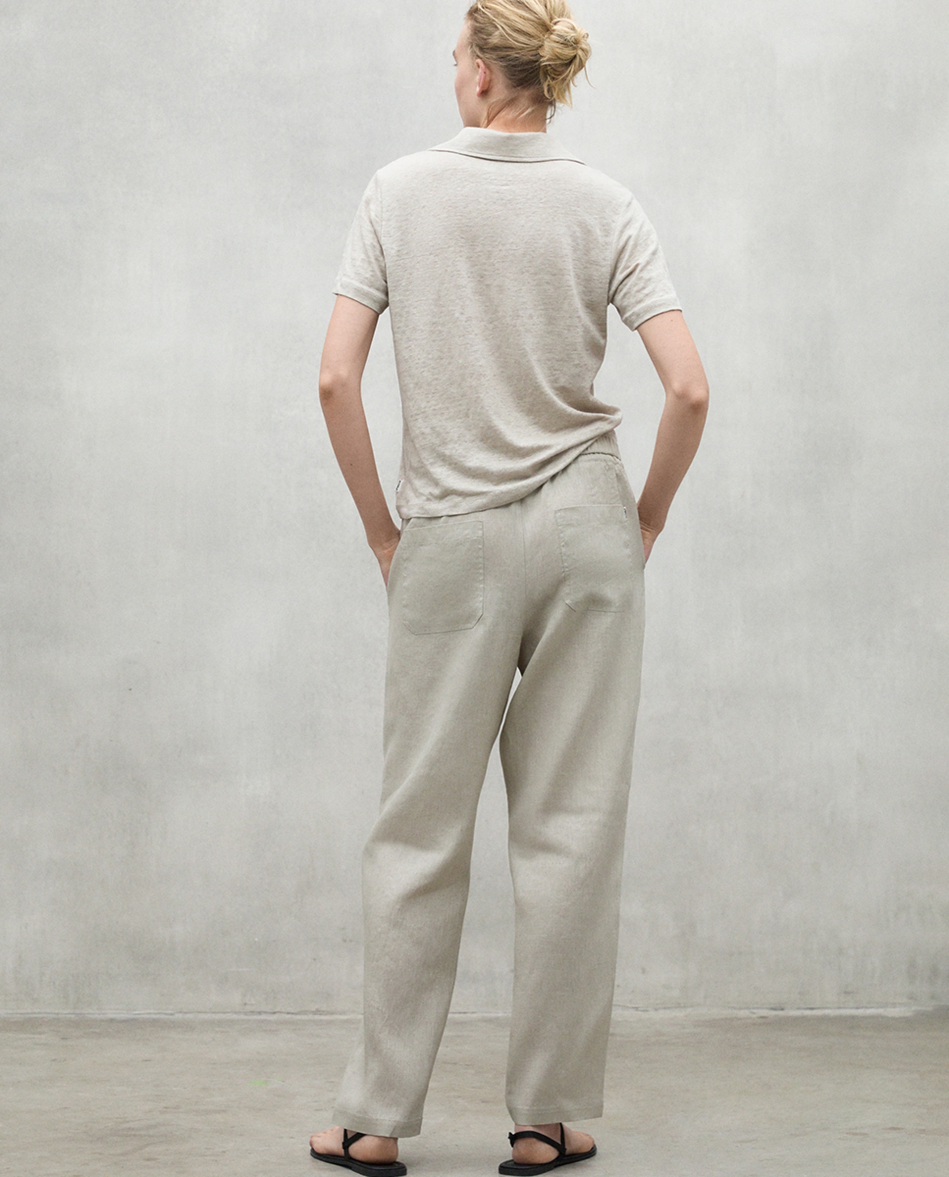 Imagen 2 de Pantalón de mujer relaxed fit de lino - Ecoalf - Beige Beige