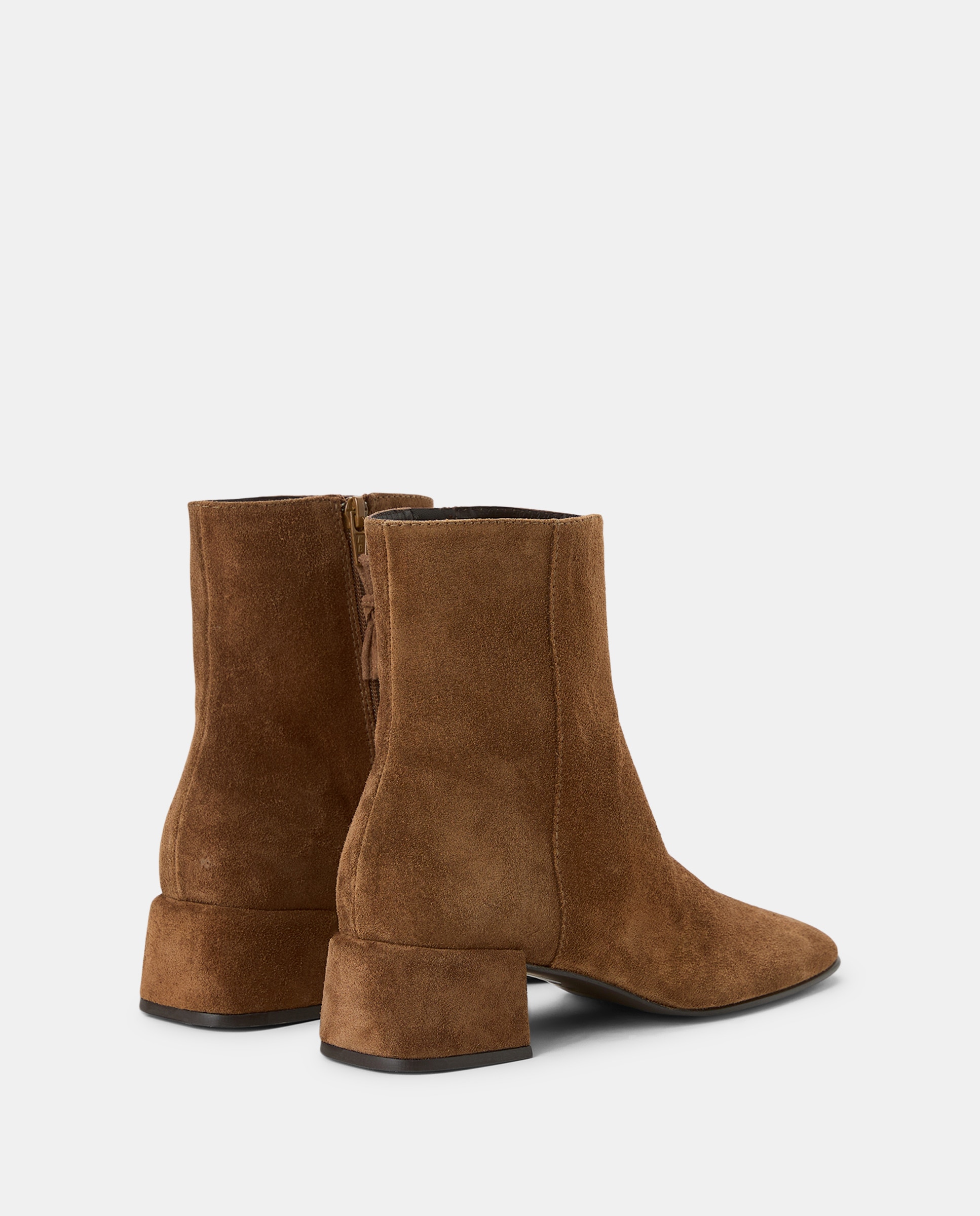 Botins Flexíveis com Salto Castanho-3