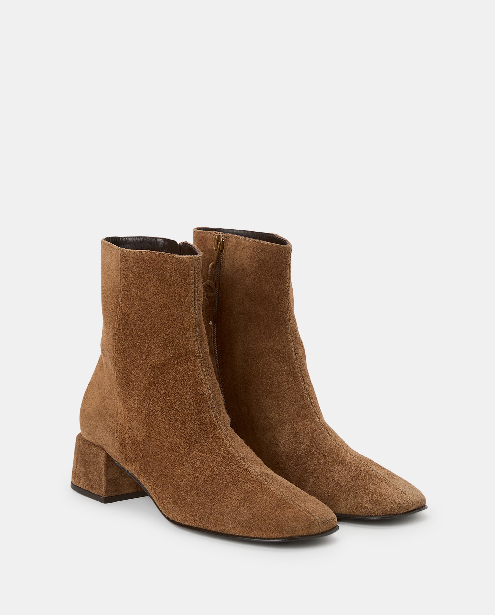 Botins Flexíveis com Salto Castanho-2