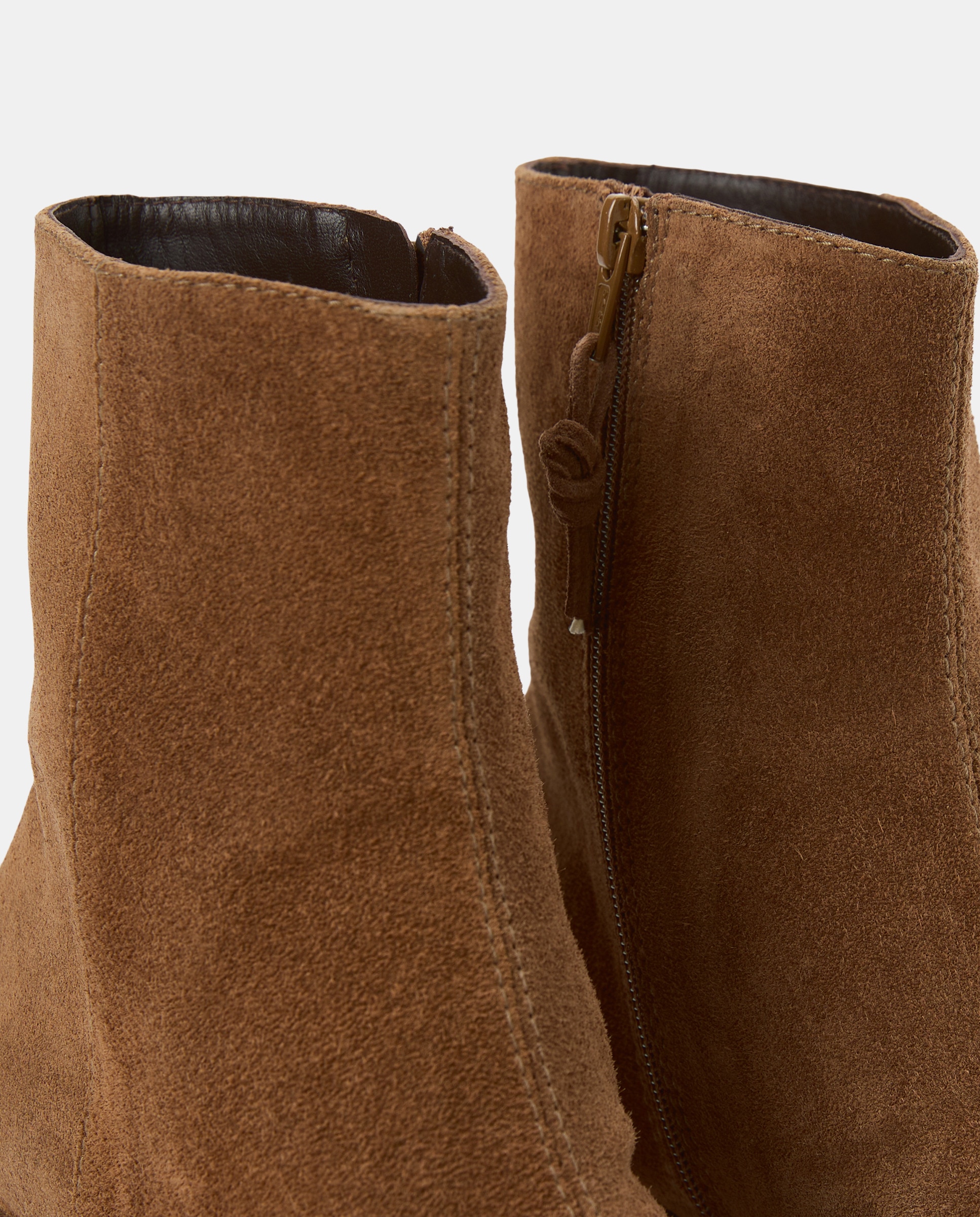 Botins Flexíveis com Salto Castanho-4