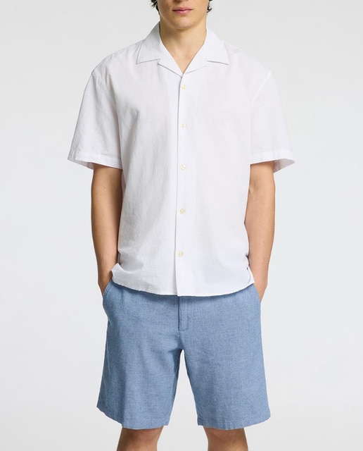 Imagen 0 de Bermuda de hombre de lino