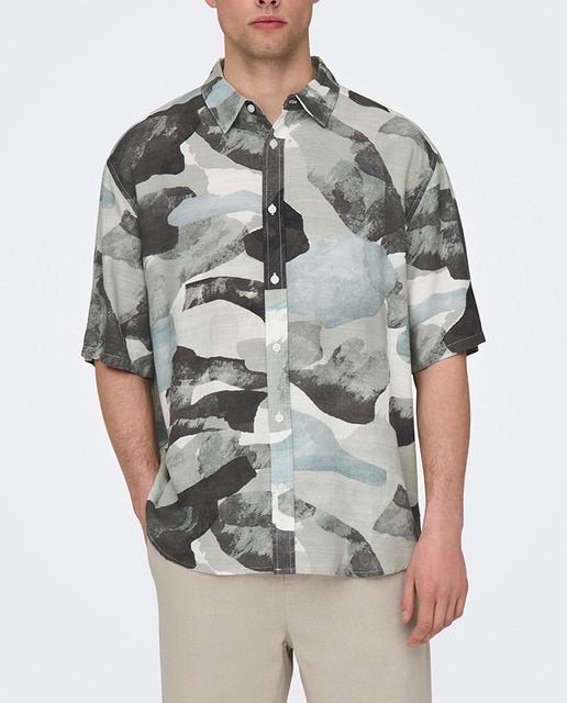 Imagen 0 de Camisa de manga corta de viscosa de hombre