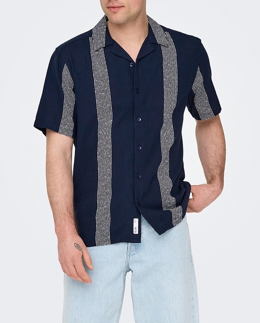Imagen 0 de Camisa de hombre de manga corta y cuello resort