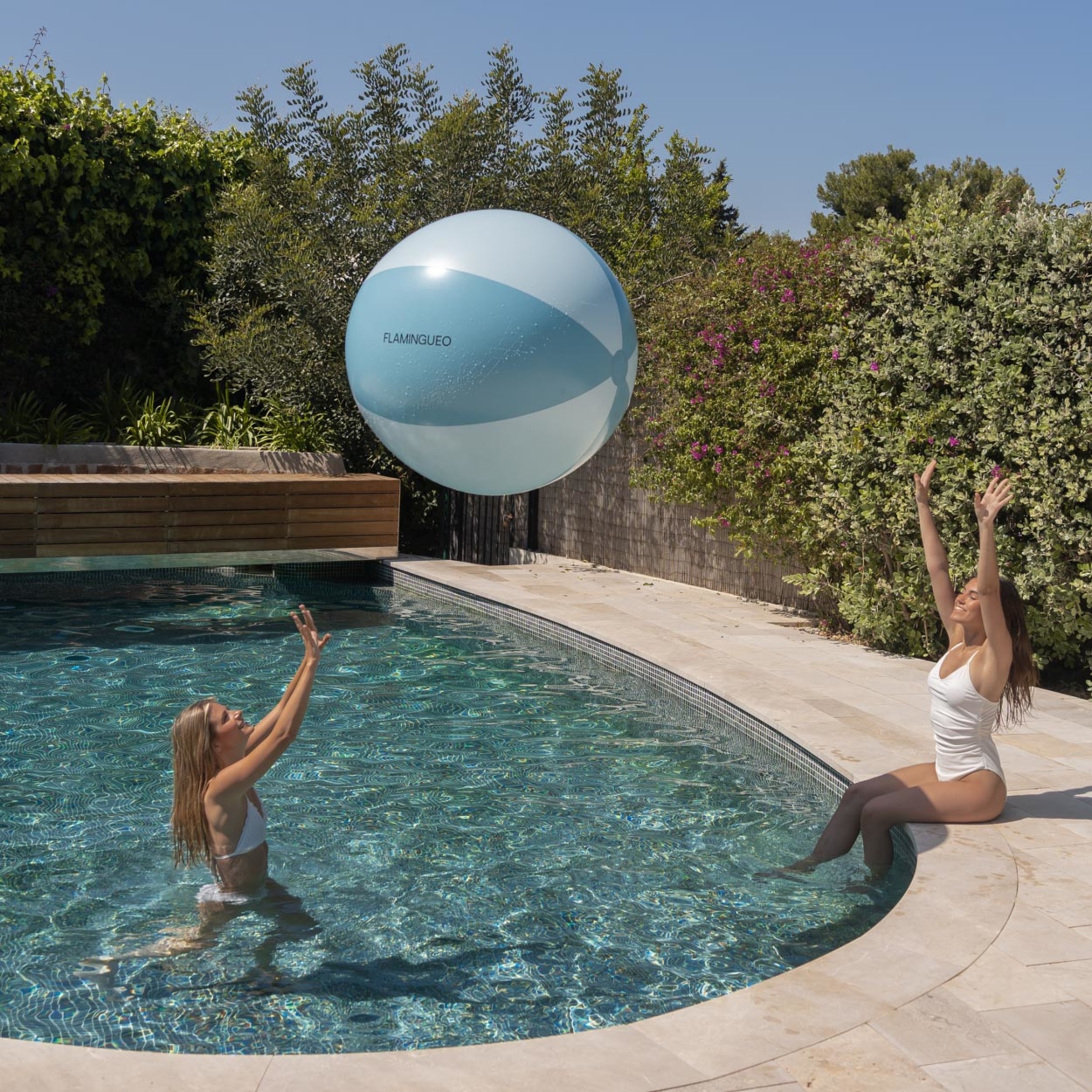 Pelota hinchable extragrande playa y piscina azul 5