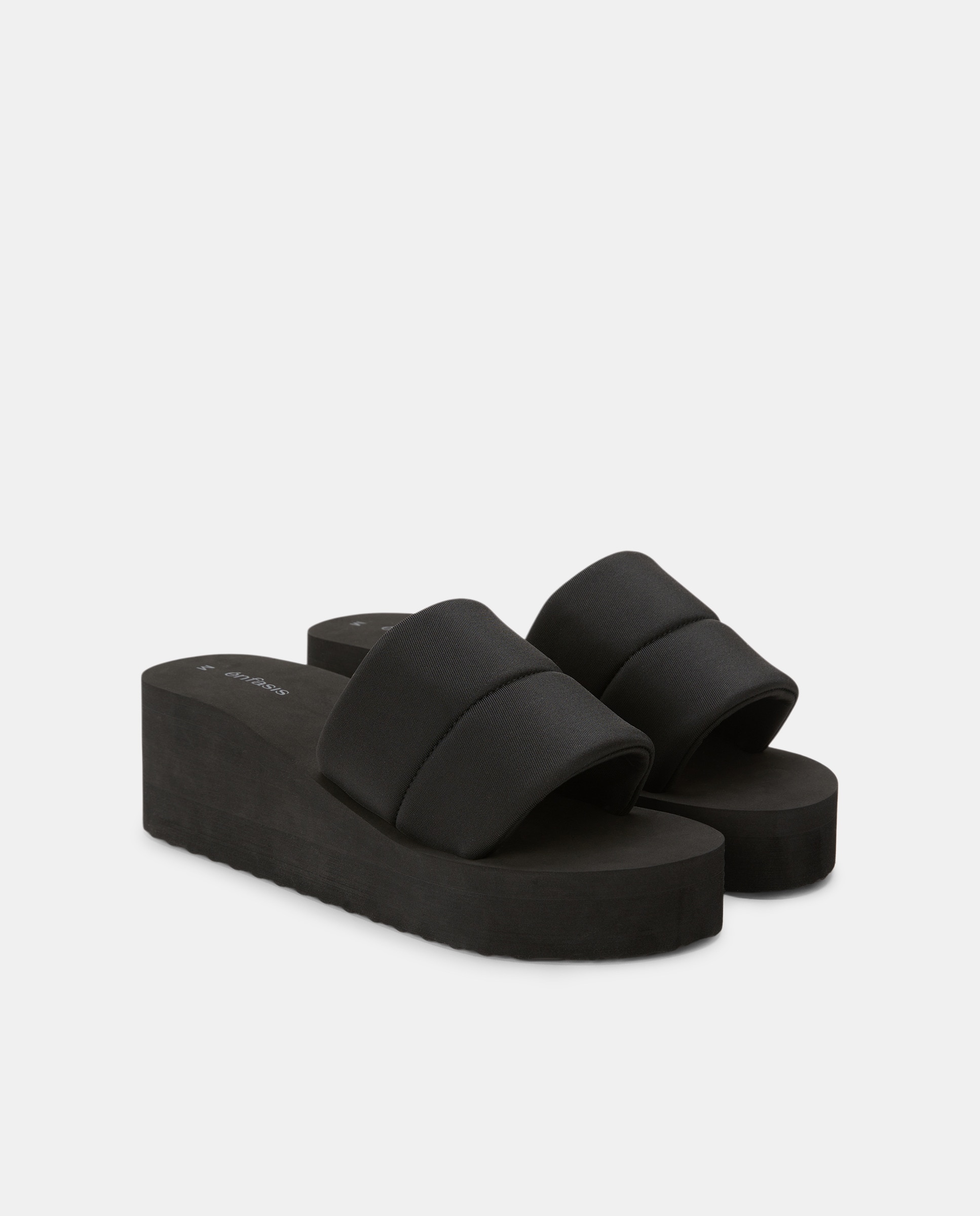 Flip-Flop com Cunha Preto-2