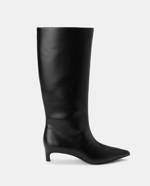 Imagem 0 de Botas com Salto e Biqueira Fina