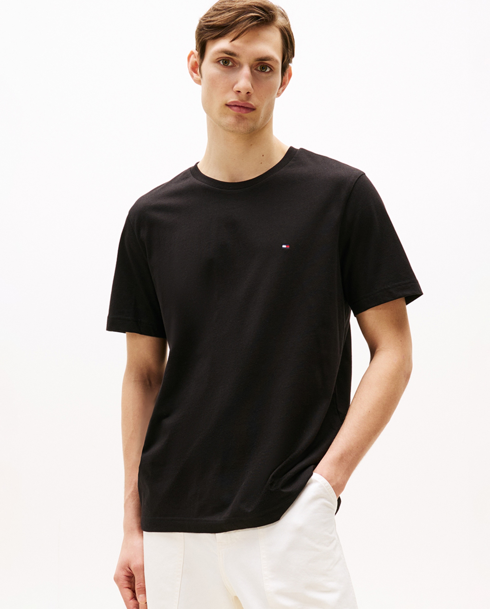 T-shirt Essential Estampada Regular Fit Preto-1