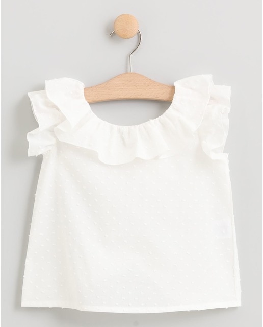 Imagen 0 de Blusa de plumeti con volantes