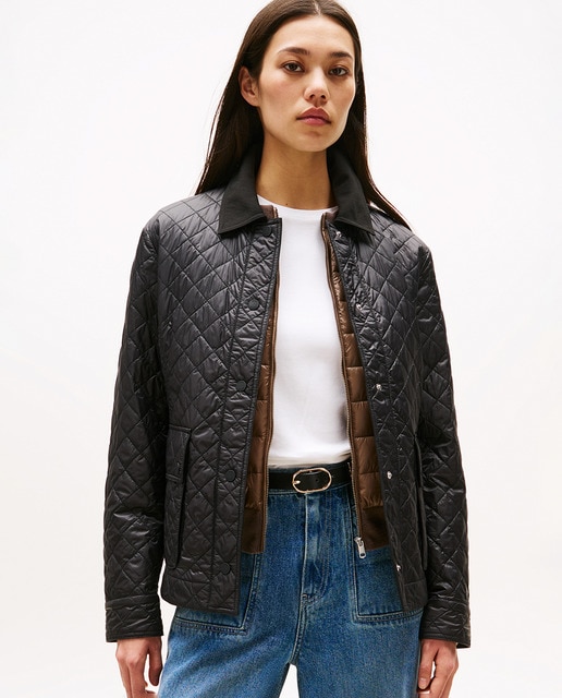Imagen 0 de Chaqueta de mujer acolchada corta