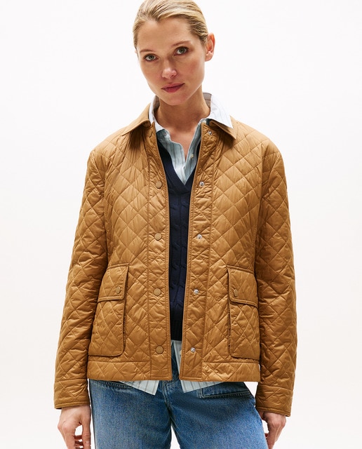 Imagen 0 de Chaqueta de mujer acolchada corta