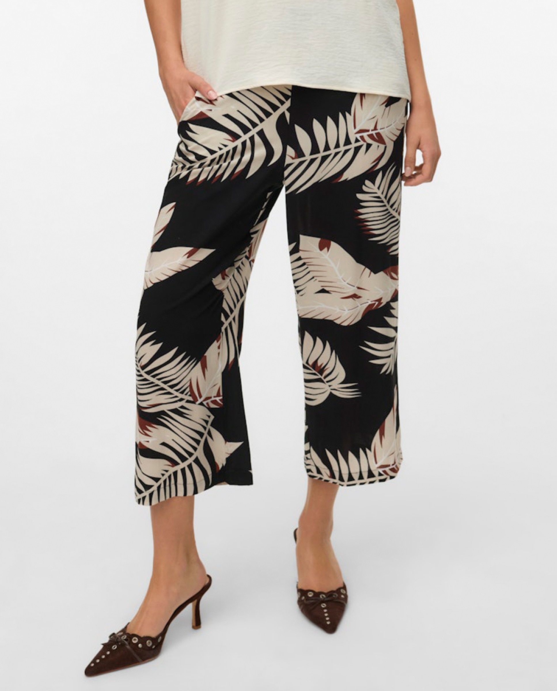 Calças tipo shortie de mulher com cintura elástica Bege-2
