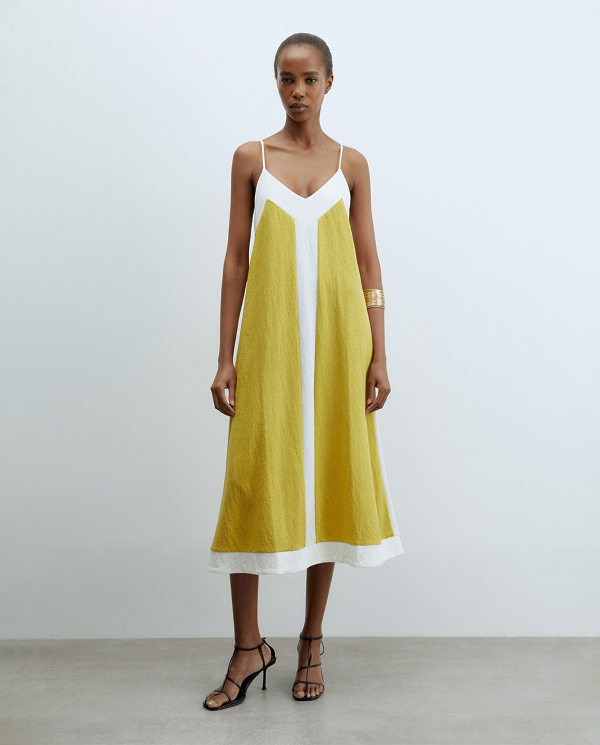 Vestido com Alças Finas Mostarda-1