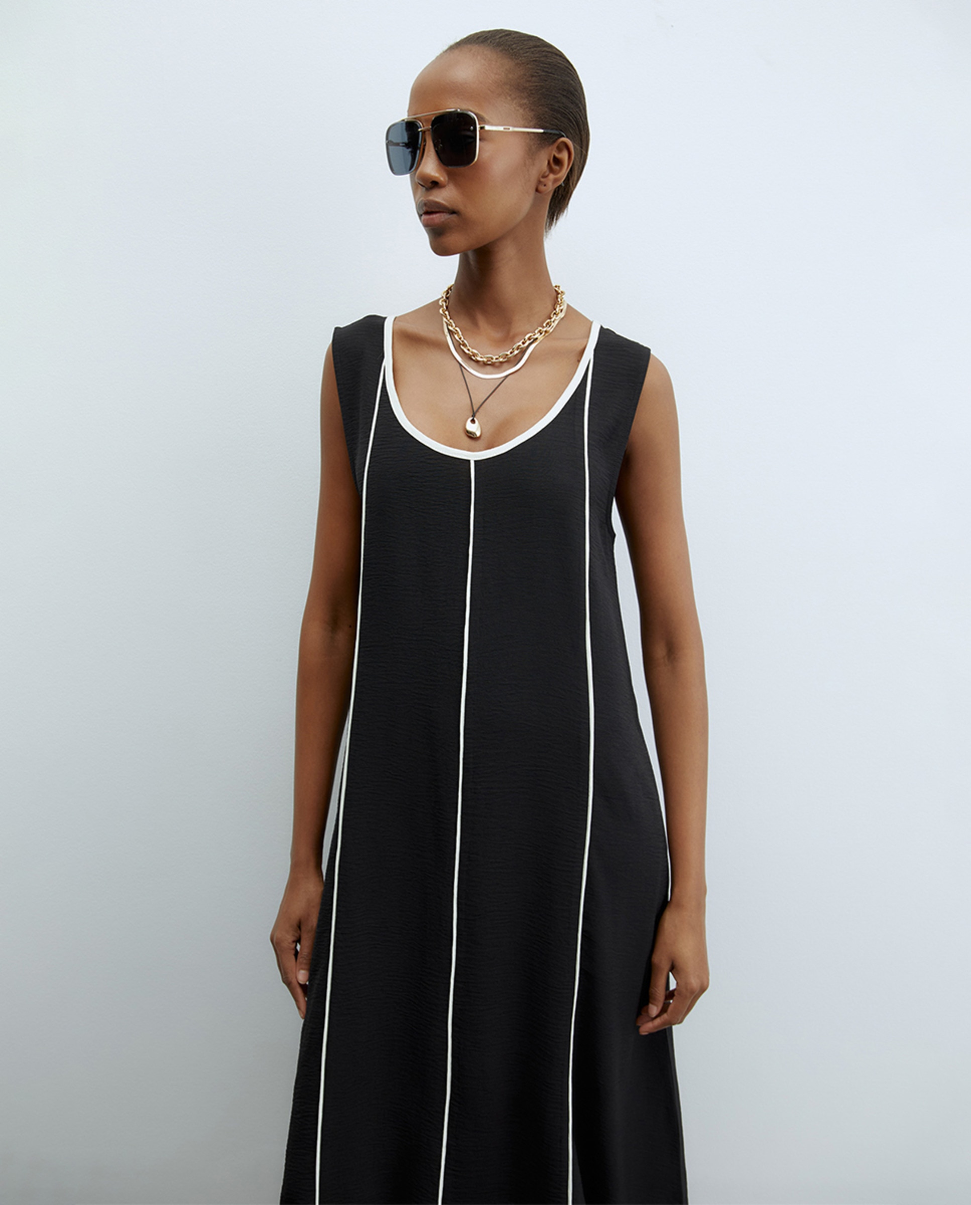 Vestido com Contraste Preto-2