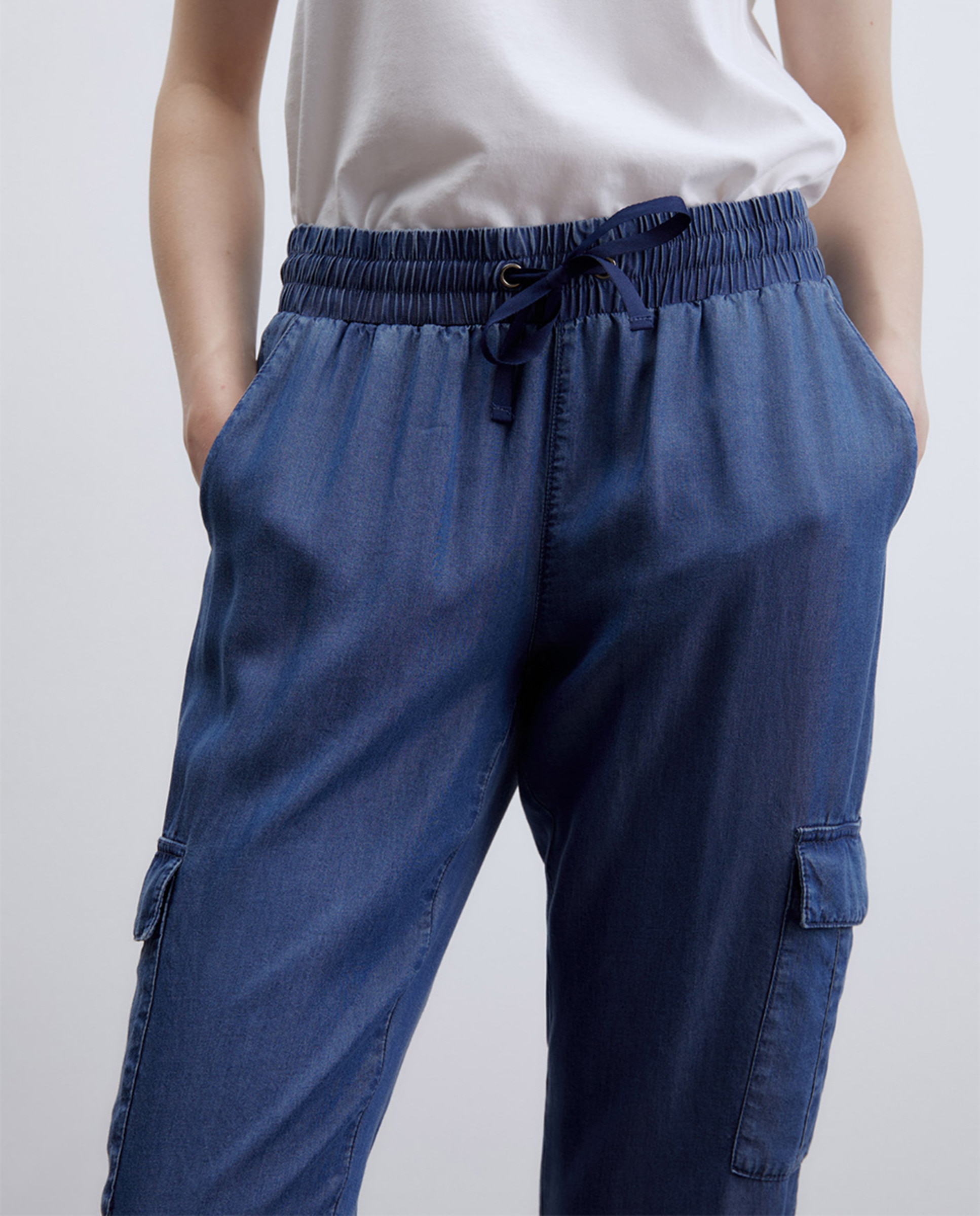 Jeans Relaxed Fluid Cargo Azul-escuro-5
