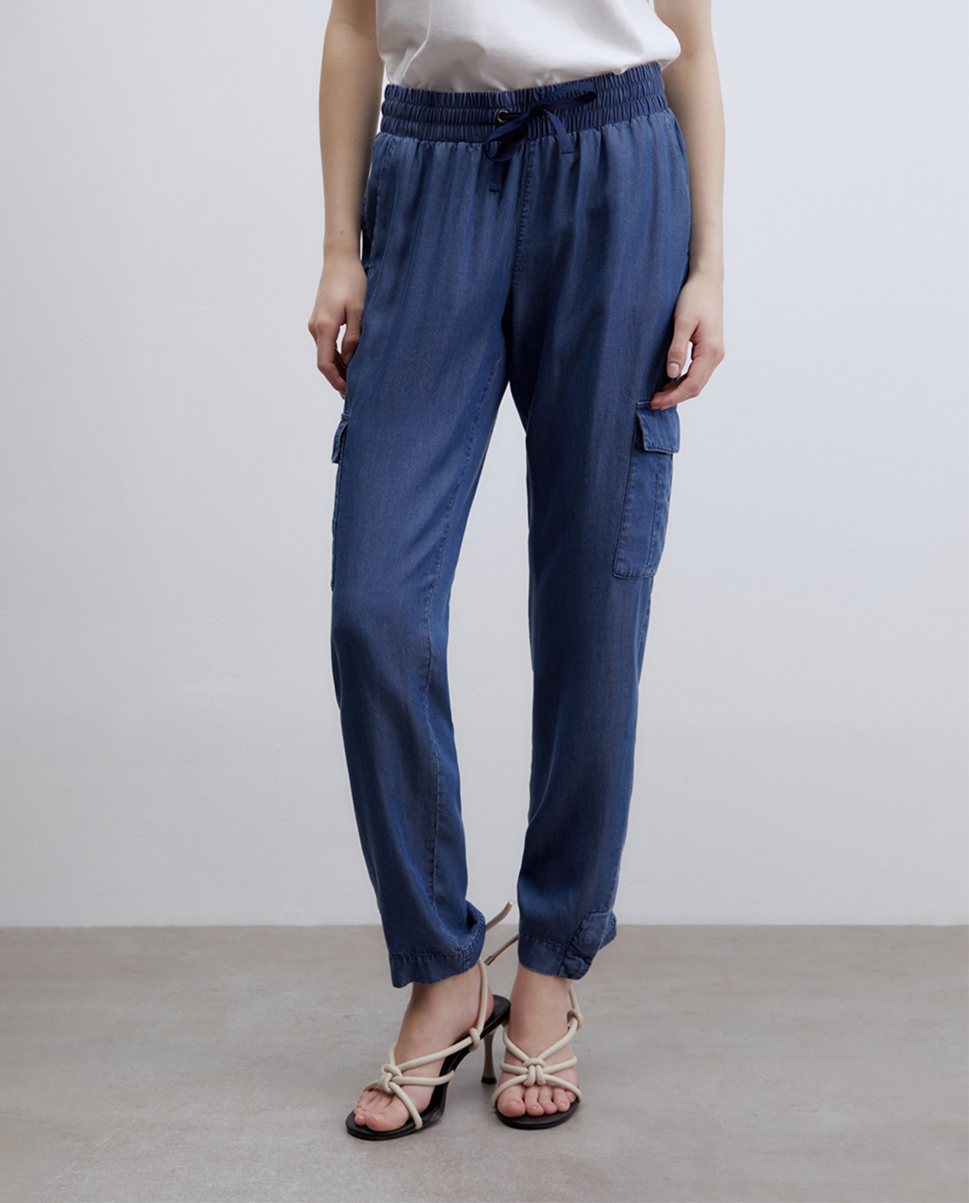 Jeans Relaxed Fluid Cargo Azul-escuro-2