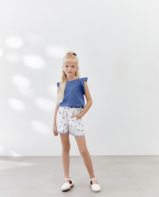 Imagem 0 de Calções Paperbag com Rebordo Decorativo na Bainha