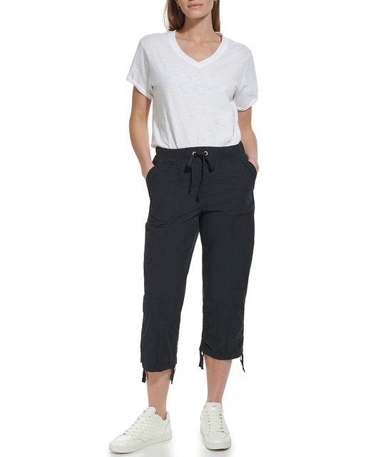 Imagen 0 de Pantalón de mujer capri estilo cargo.