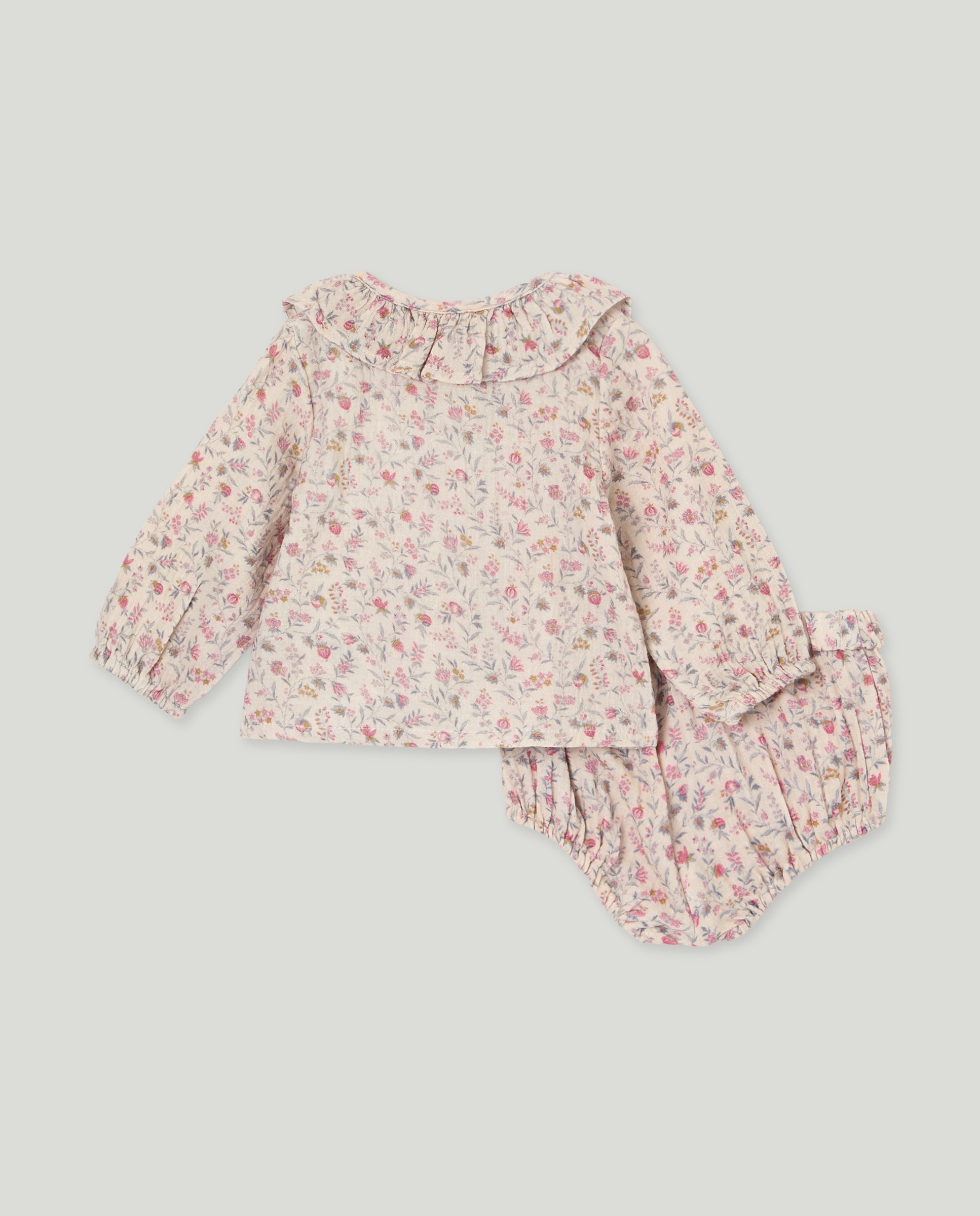 Conjunto recién nacido flores gasa 130 Marfil-2