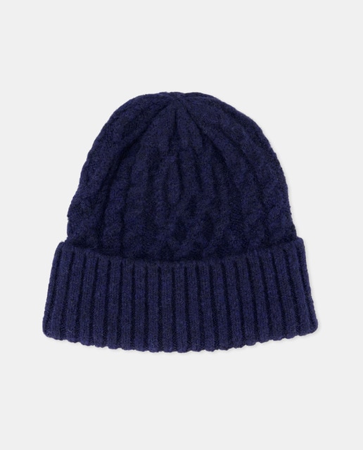 Imagem 0 de Gorro Liso com Tranças