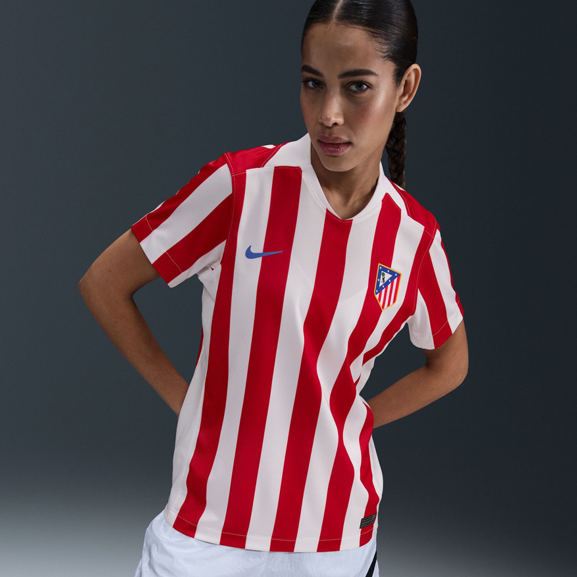T-shirt de Mulher 1.º Equipamento Atlético de Madrid 2025-2026 Stadium Vermelho / Branco-1