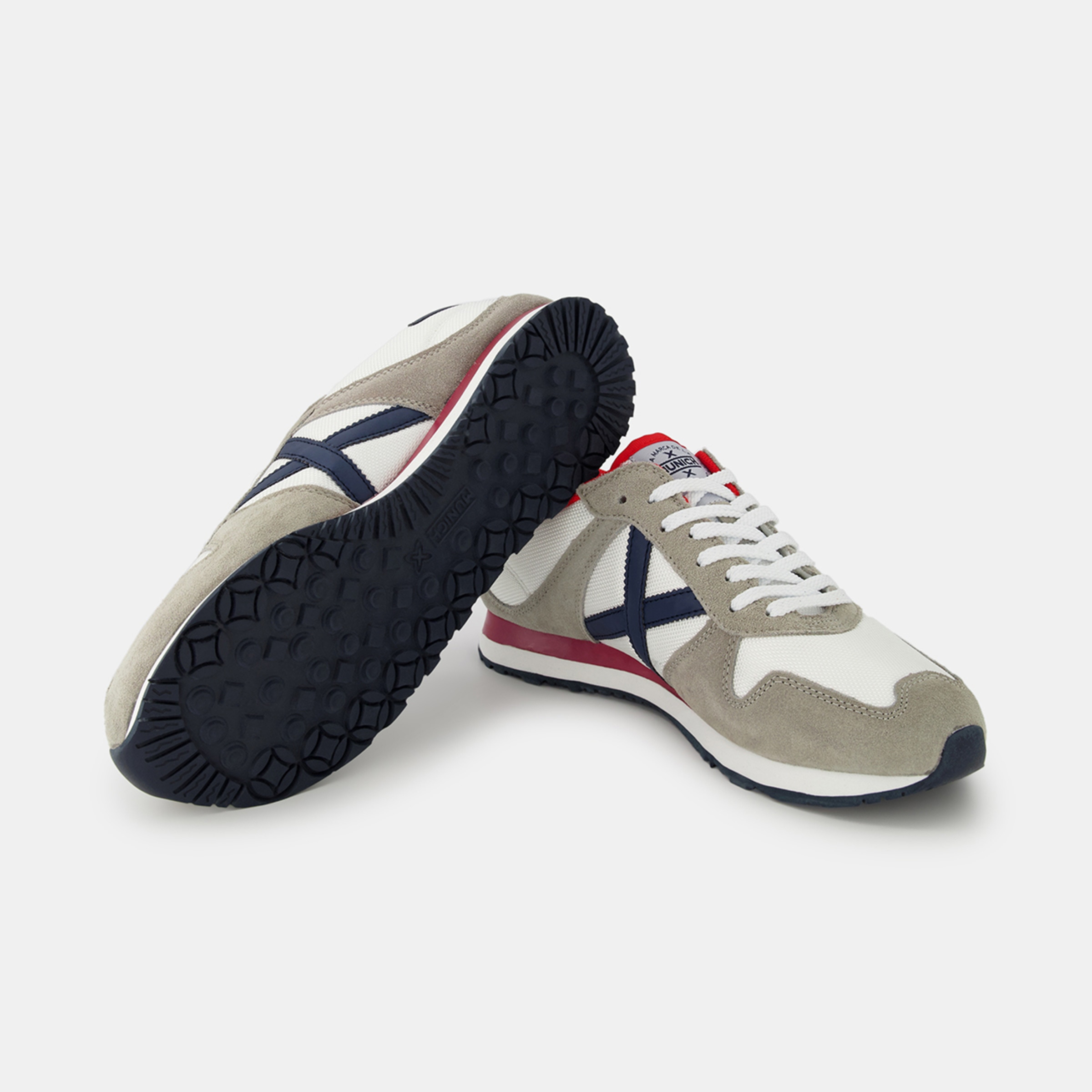 Sapatilhas Baixas de Running com Logótipo Lateral e Detalhes em Contraste - Branco Branco-2