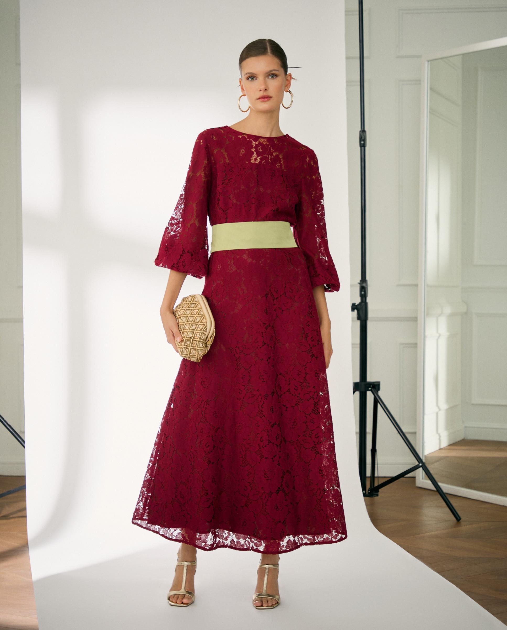 Vestido midi de renda Bordeaux-1