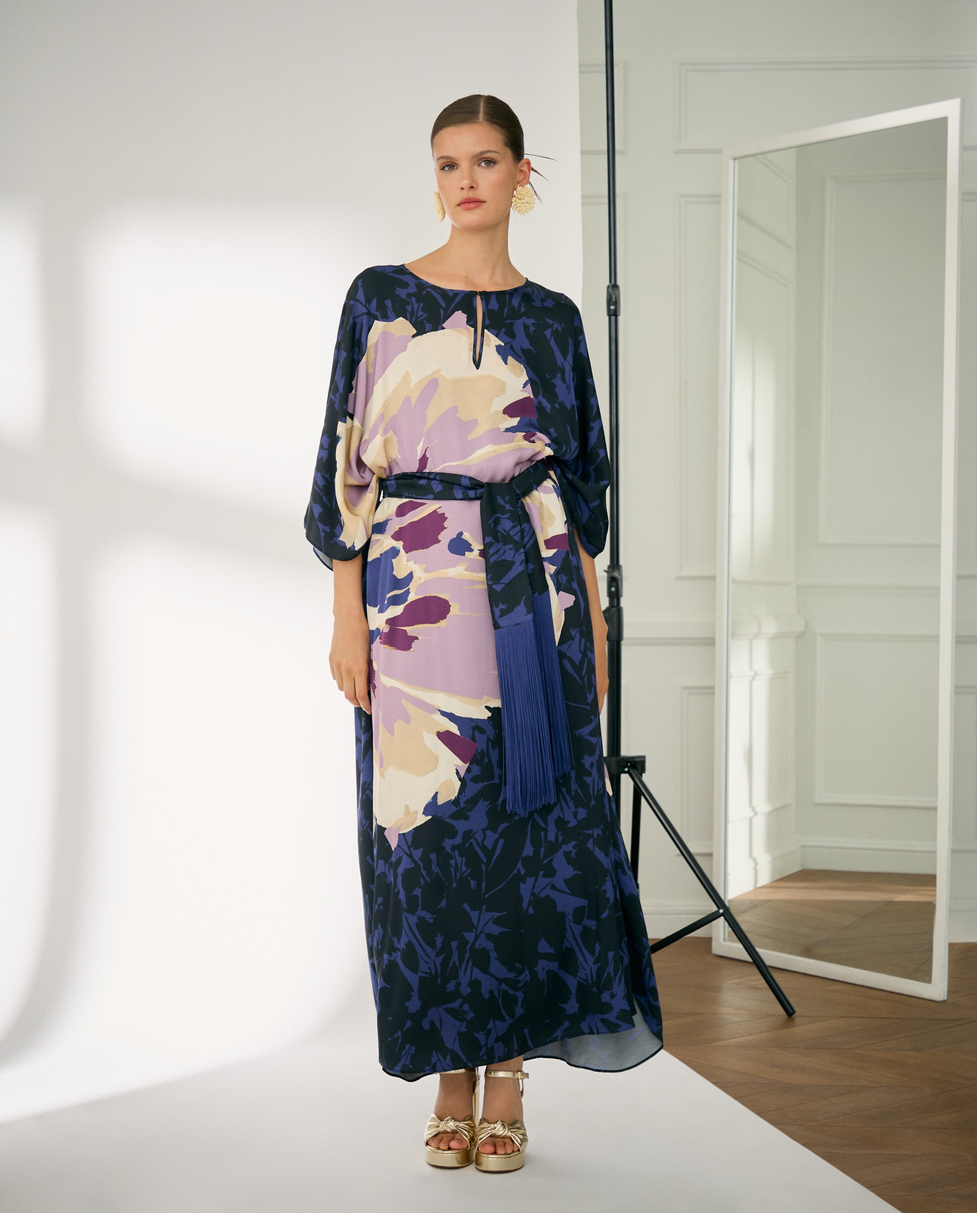 Vestido Curto com Jacquard Azul-1