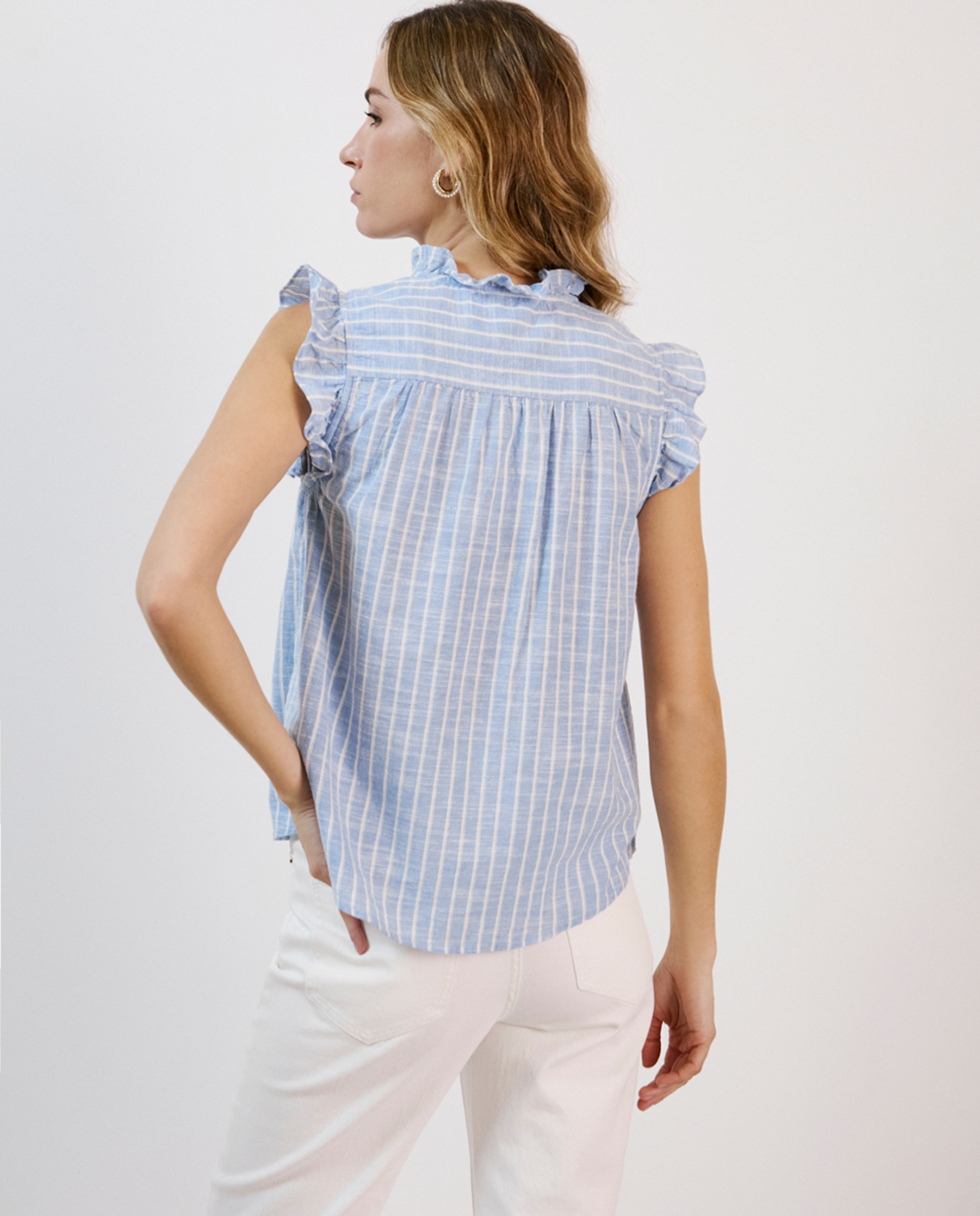 Camisa com Folhos e Manga à Cava Azul-claro-4