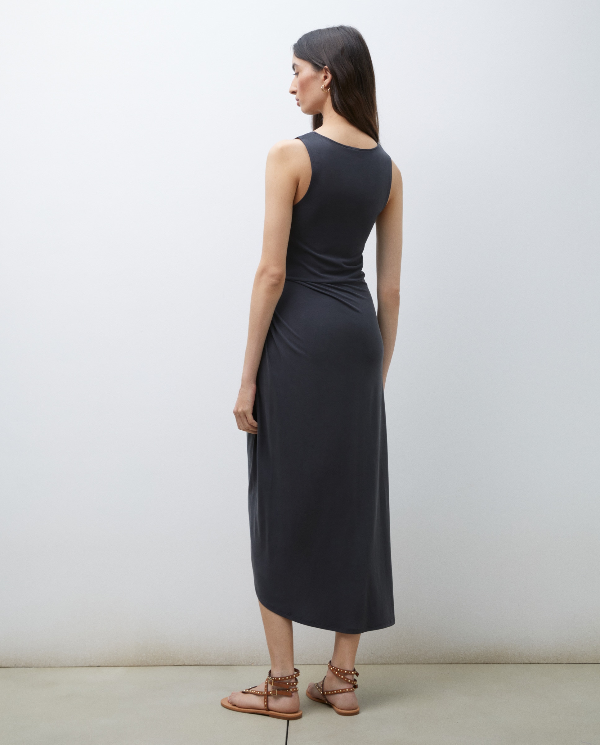Vestido Midi sem Mangas com Decote Halter 830 Antracite-3
