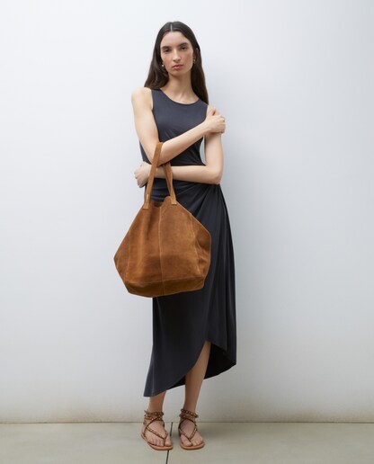 Imagen 0 de Vestido midi sin mangas con escorte halter