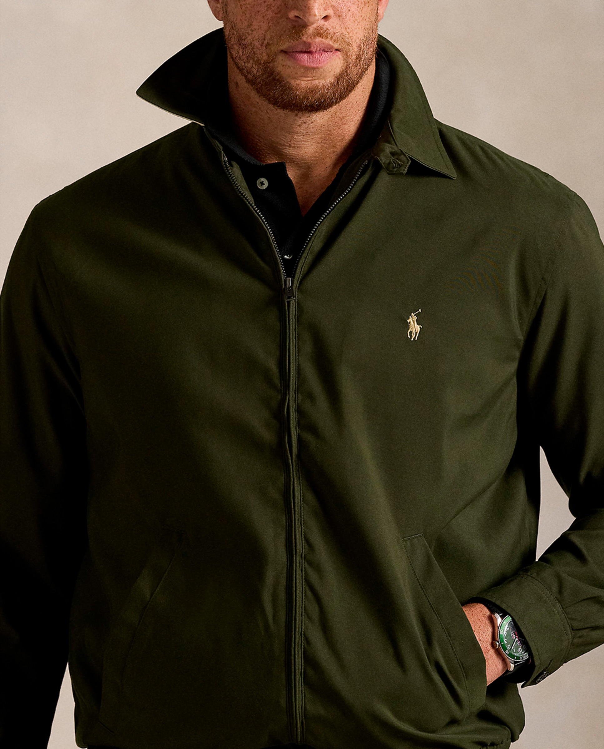 Chaqueta de hombre ligera repelente al agua tallas grandes · Polo