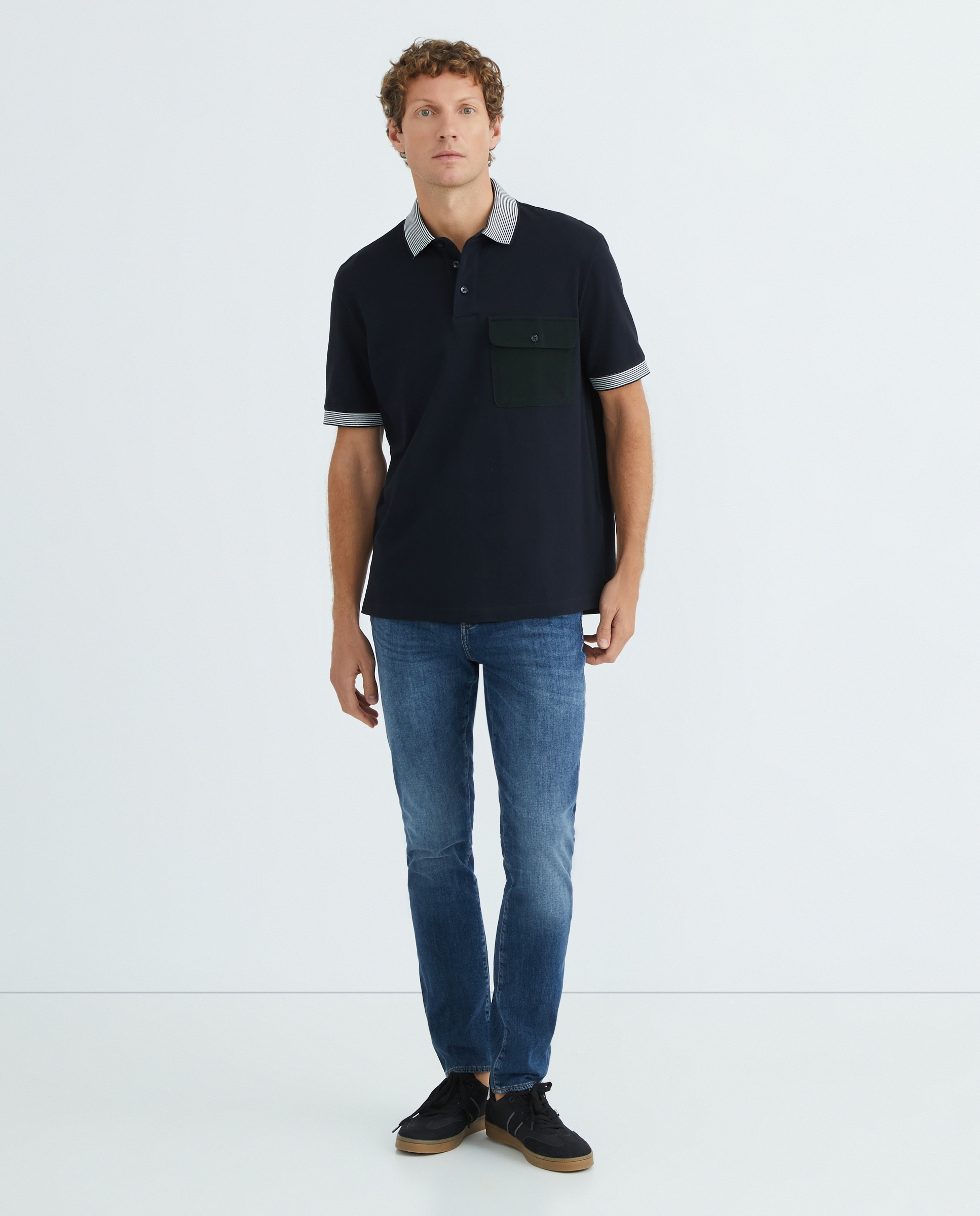 Polo Piqué Regular Fit com Manga Curta Azul-marinho-2