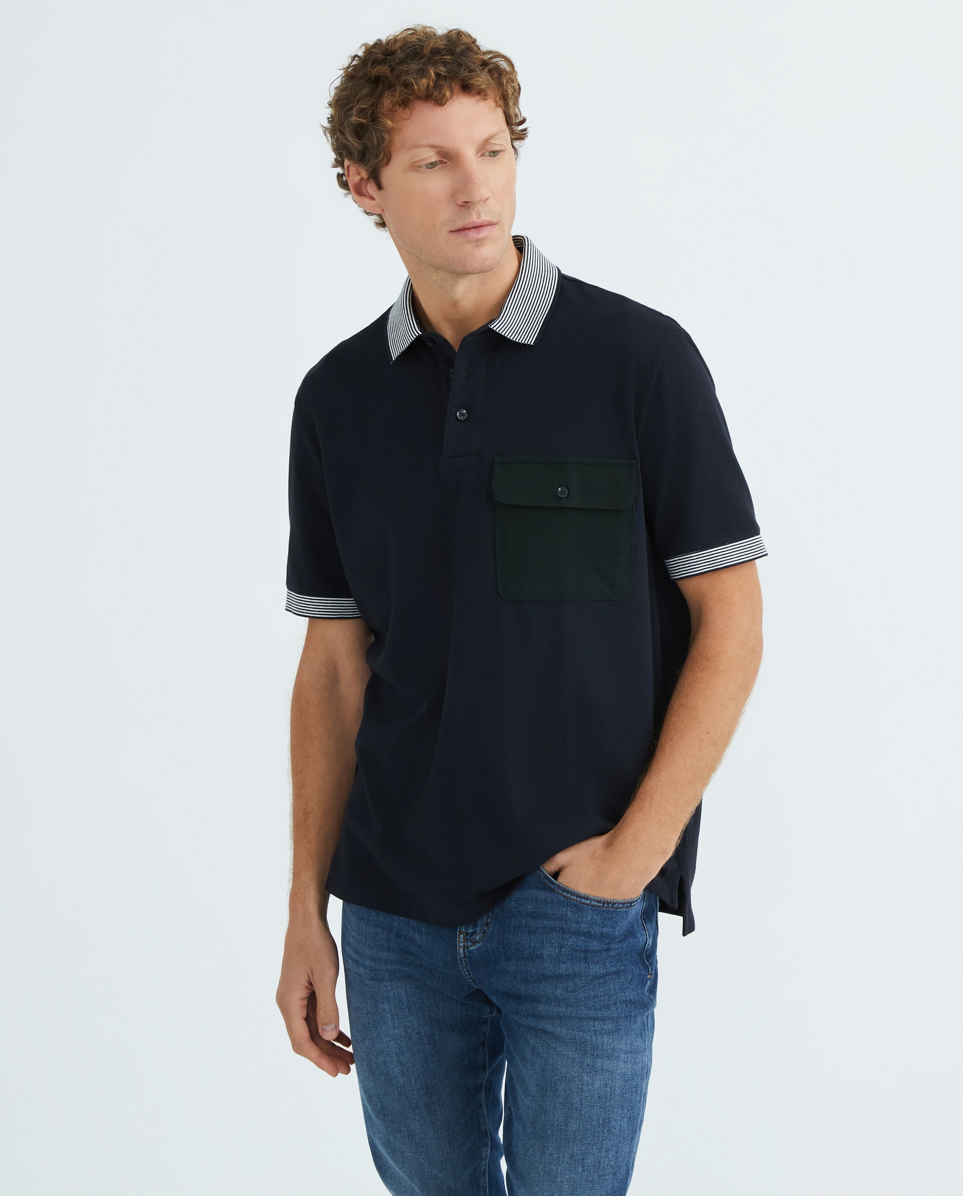 Polo Piqué Regular Fit com Manga Curta Azul-marinho-1