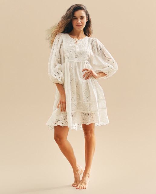 Imagem 0 de Vestido Mini com Bordados