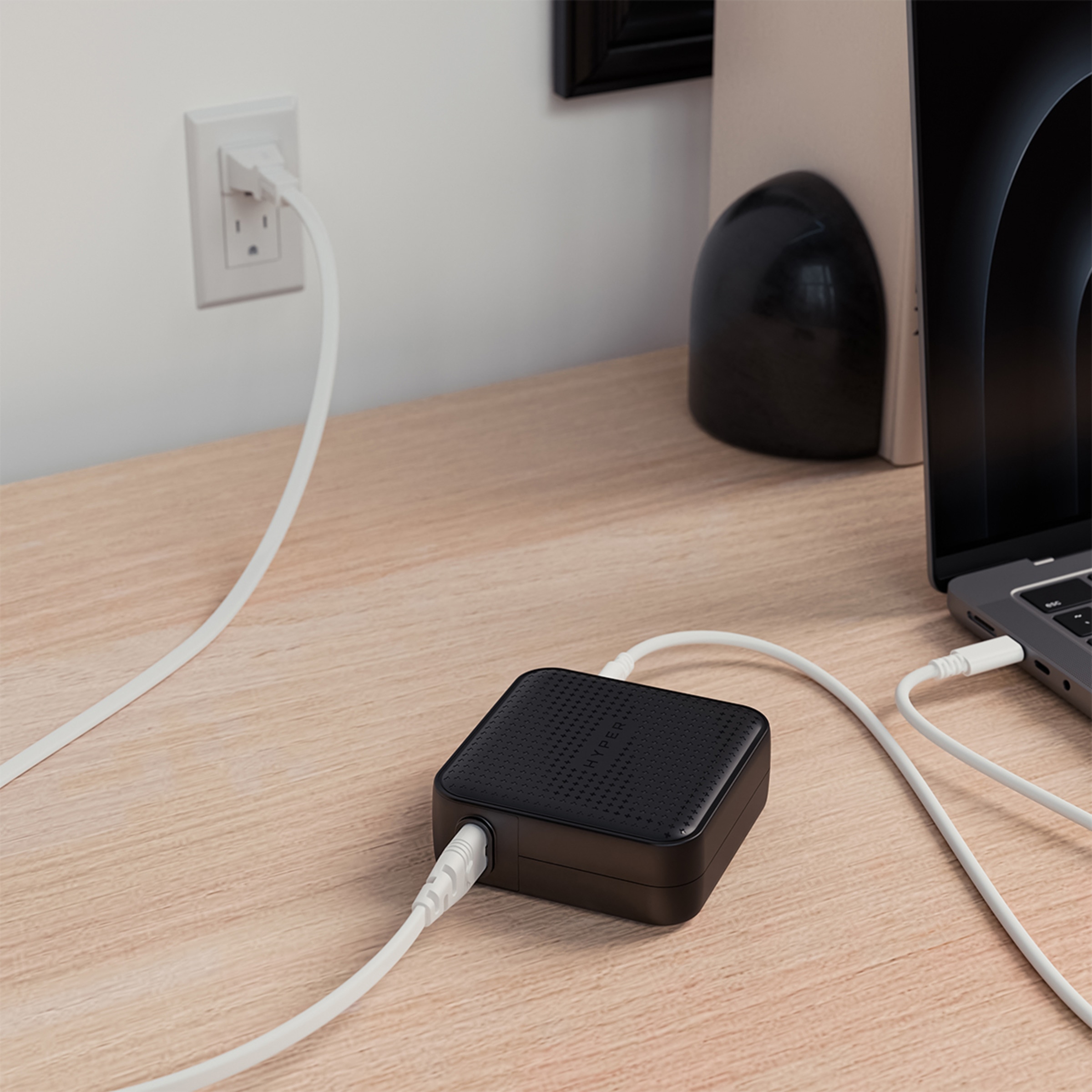 Cargador HyperJuice 100W USB-C GaN Negro-6