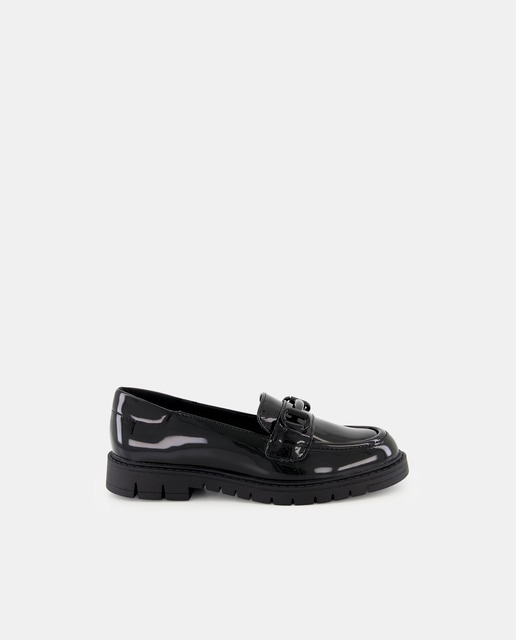 Imagem 0 de Mocassins de Verniz com Adorno de Metal