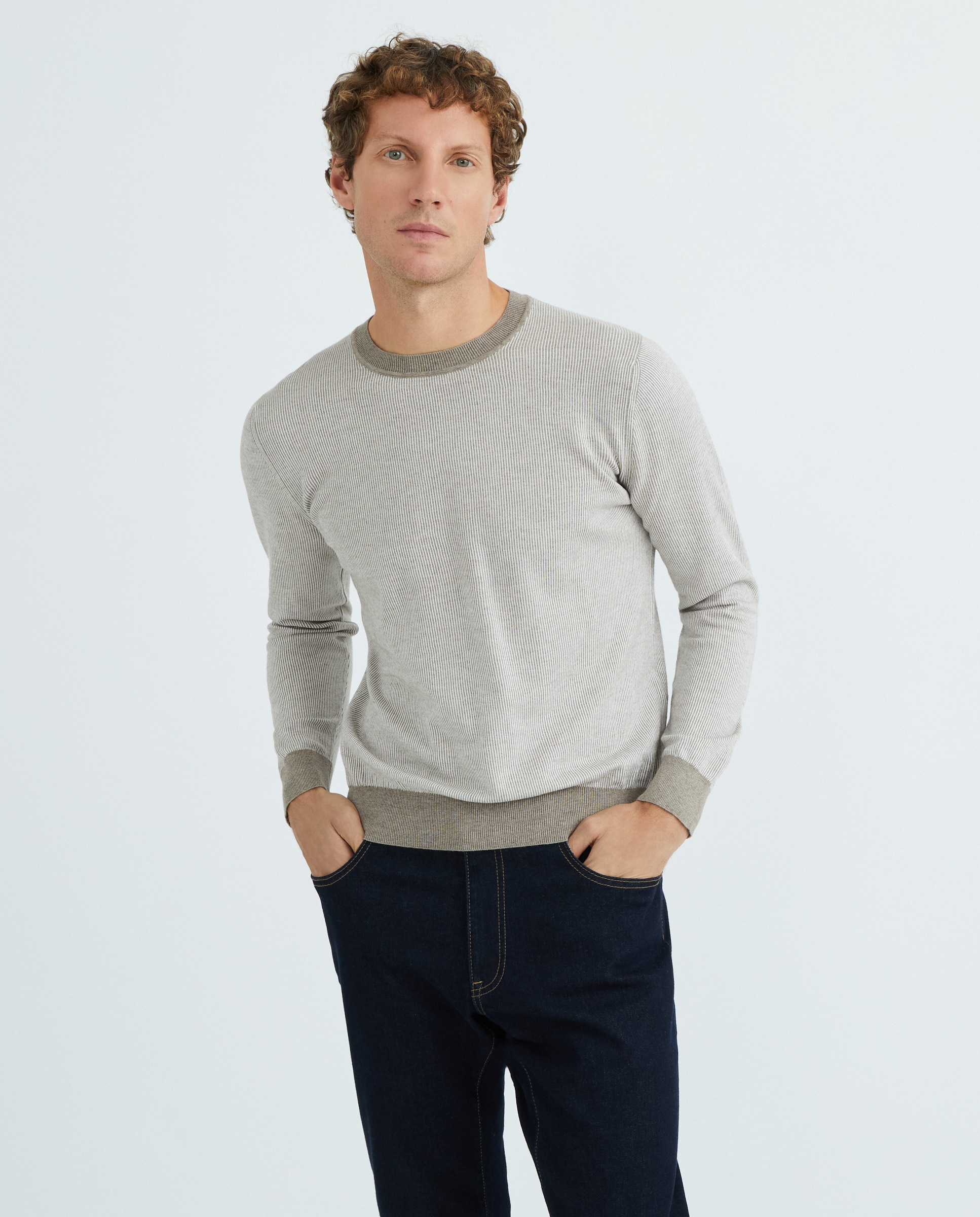 Camisola de Malha com Gola Redonda e Riscas Finas Bege-1