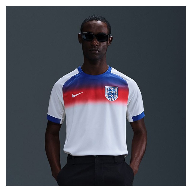 Imagem 0 de T-shirt de Homem 1.º Equipamento Inglaterra 2025