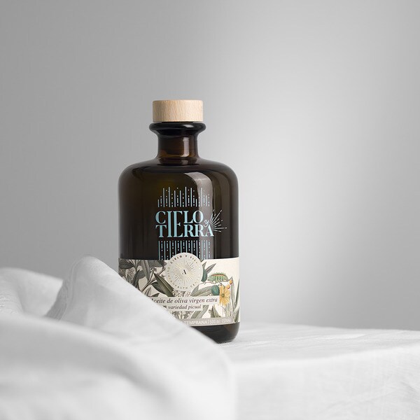 aceite de oliva virgen extra categoría superior obtenido directamente de aceitunas botella 500 ml