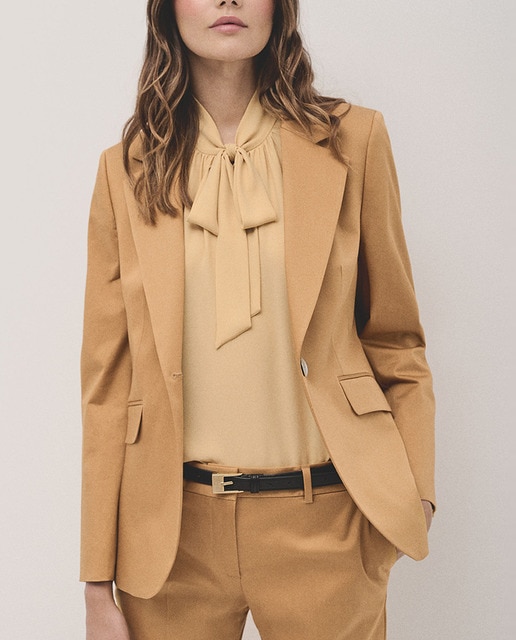 Imagen 0 de Blazer de mujer un botón algodón satinado