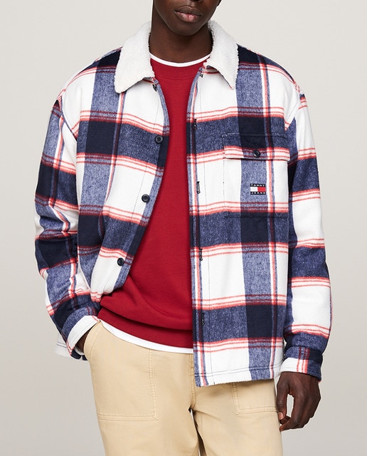 Imagen 0 de Sobrecamisa de hombre de cuadros con cuello de borreguito