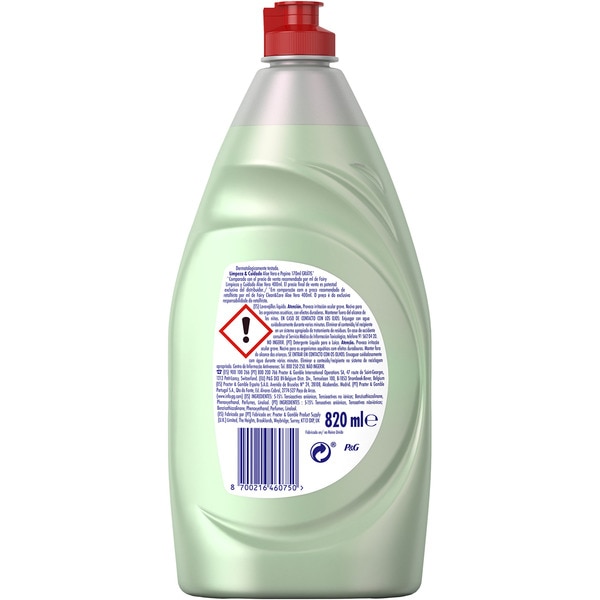 Limpieza y Cuidado concentrated washing up liquid with aloe vera and cucumber bottle 820 ml