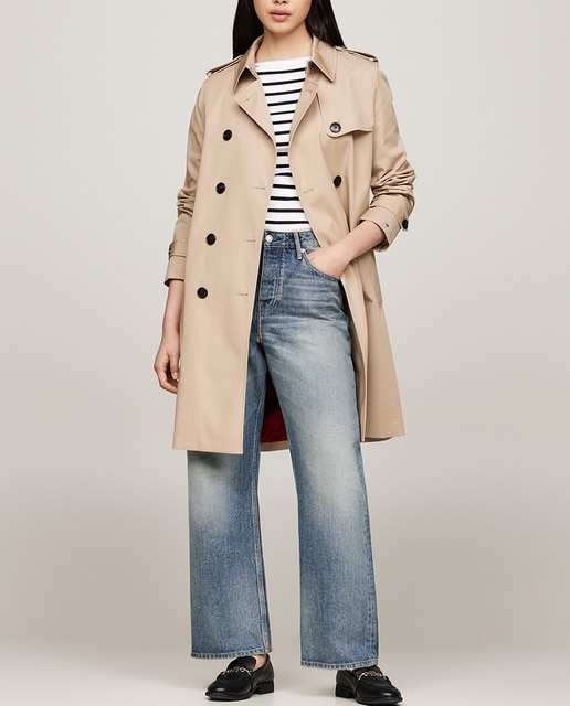 Imagen 0 de Gabardina de mujer con cierre de ocho botones y cinturón ajustable